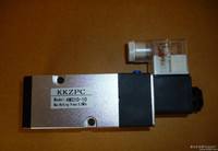 迅特(tè)波(bō)气(qì)動(dòng)電(diàn)磁閥